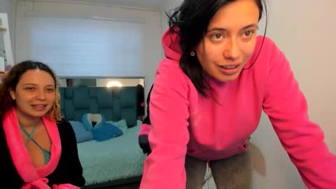 nixy_fresa online show from October 6, 11:28 am