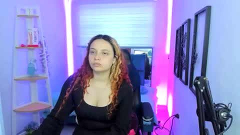 nixy_fresa online show from October 21, 11:37 am