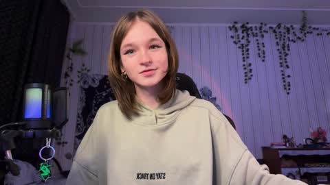 Tears Lora online show from December 12, 1:21 am