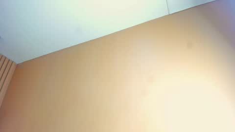 Noa online show from June 20, 2:51 am