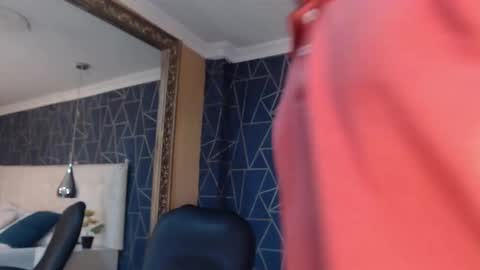 Noah online show from February 16, 8:07 pm