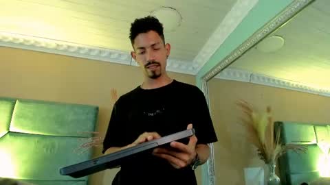 Noah online show from July 3, 4:39 am