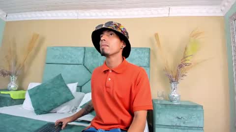 Noah online show from August 1, 4:36 am