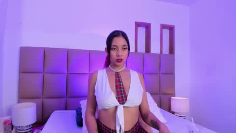 NoaDream  online show from September 26, 3:20 pm