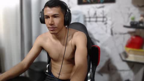 Sebastian online show from January 24, 8:11 pm