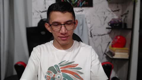 Sebastian online show from December 8, 7:15 am