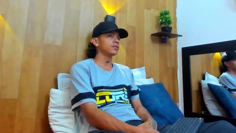 Snapshot of noah_blake0 chatting on September 19, 2:59 am Noah Blake online show from September 19, 2:59 am