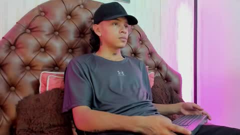 Snapshot of noah_blake0 chatting on September 24, 2:51 am Noah Blake online show from September 24, 2:51 am