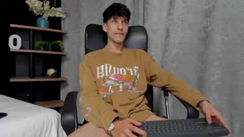 Noah Brigth online show from February 19, 6:22 am