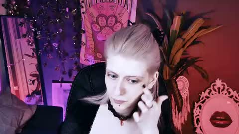 REAL name LiaDM are always open online show from July 1, 4:37 pm