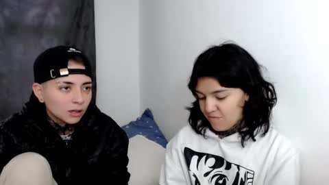 noah hehim    online show from March 11, 9:59 pm