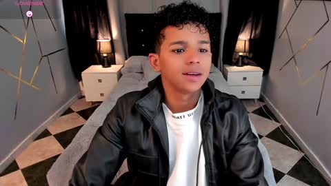 Snapshot of noah_smith04 chatting on January 23, 12:41 pm noah_smith04 online show from January 23, 12:41 pm