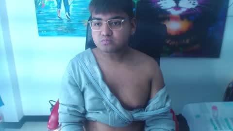 noahdeepthroatt online show from March 13, 7:11 am