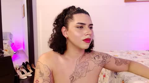 noahmonroe_11 online show from October 23, 11:05 pm