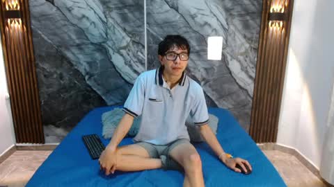    online show from April 19, 11:11 am