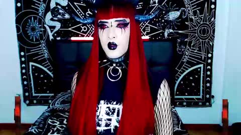 caroline online show from February 22, 1:22 am