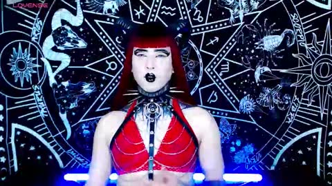 caroline online show from October 22, 2:04 am