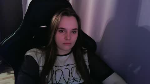 Snapshot of noir_ember_ chatting on September 18, 11:36 am noir_ember_ online show from September 18, 11:36 am