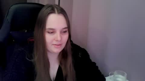 noir_ember_ online show from March 9, 4:00 pm