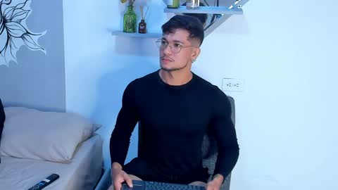 Im Nolan  online show from June 7, 1:00 am
