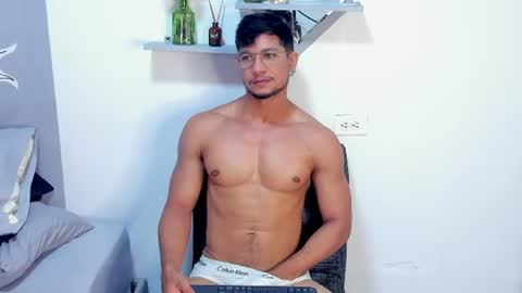 Im Nolan  online show from July 2, 4:17 am