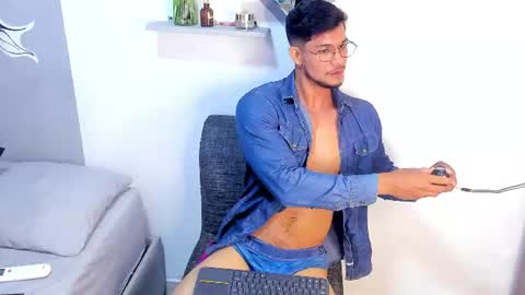 Im Nolan  online show from June 25, 1:46 am