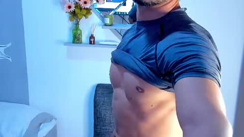 Im Nolan  online show from June 10, 11:36 pm