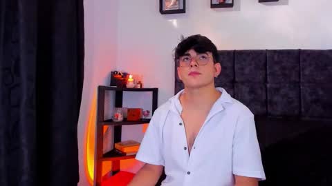 Nolan  online show from October 23, 8:42 pm