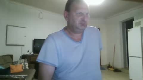Snapshot of nollie244 chatting on January 6, 6:52 pm Nollie online show from January 6, 6:52 pm