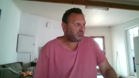 Snapshot of nollie244 chatting on January 17, 11:59 am Nollie online show from January 17, 11:59 am