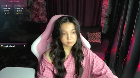 nomi online show from March 16, 6:23 pm