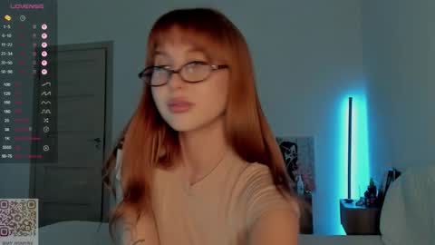 Rina Rabbit online show from November 3, 9:38 pm