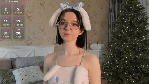 Snapshot of nora_failure chatting on December 22, 6:17 am Nora Failure online show from December 22, 6:17 am