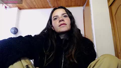 noreen_ online show from October 30, 8:09 pm