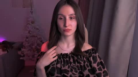 Hazel online show from January 7, 1:06 am