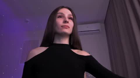 Hazel online show from February 2, 4:26 am