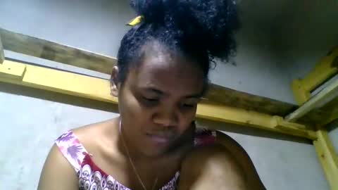 nosminah01 online show from June 7, 2:44 pm
