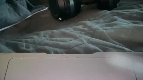nostringfun online show from May 23, 8:27 pm