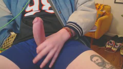 nothingsmall online show from February 23, 1:57 am