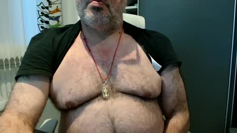 sweet bear online show from January 28, 8:25 am