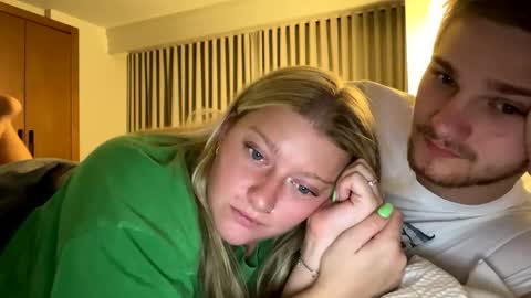 novaandjett online show from March 18, 4:40 am