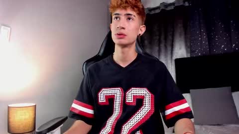 Nova online show from December 4, 7:02 pm