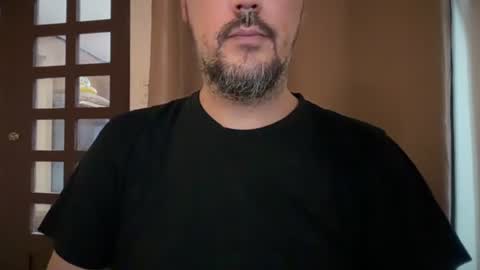 novio_muyalto online show from August 3, 5:52 pm
