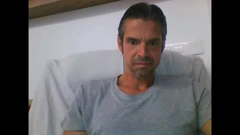 nudebeach222 online show from September 16, 5:54 am