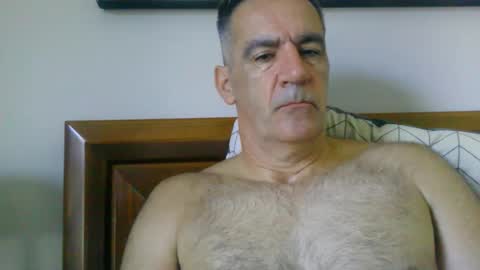 nudeisbest_123 online show from February 7, 7:44 am
