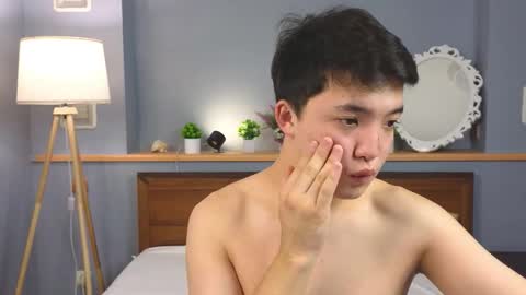 Snapshot of nudetension chatting on October 5, 8:45 am Maks online show from October 5, 8:45 am