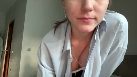Ema online show from May 13, 3:43 pm