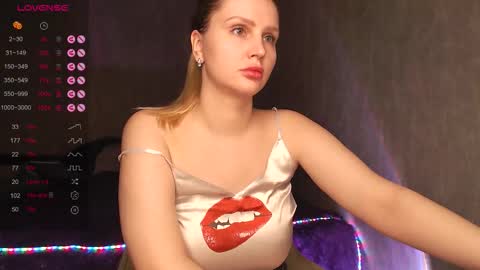 WEELCOMEEEEEEEEEE online show from October 15, 8:20 pm