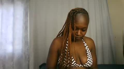 nutgal online show from June 15, 8:28 am