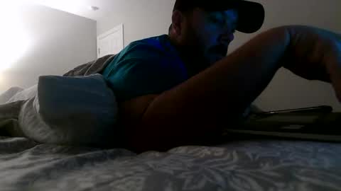 nuttincowboy727272 online show from January 16, 3:04 am